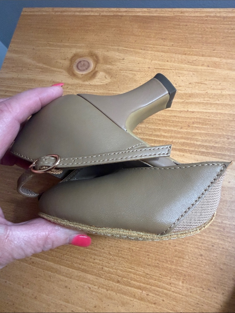 Bloch Leather T-Strap Character Dance Shoes - Picture 5 of 7